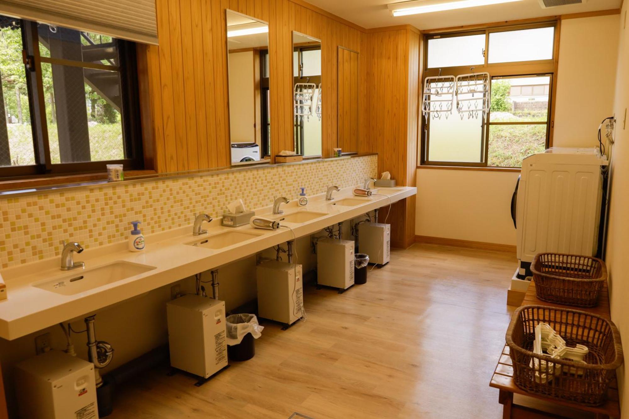 馬籠ふるさと学校 Magome Furusato Gakkou นาคัตสึกาวะ ภายนอก รูปภาพ